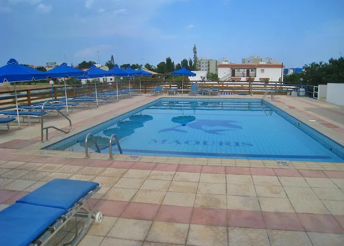 Hotel de apartamente Maouris 4*