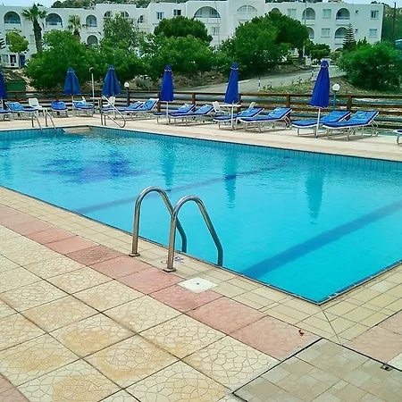 Lägenhetshotell Maouris 4*