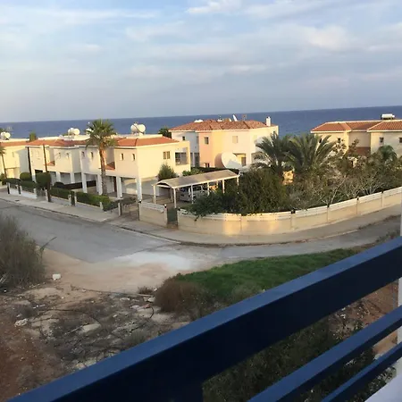 Maouris מלון דירות