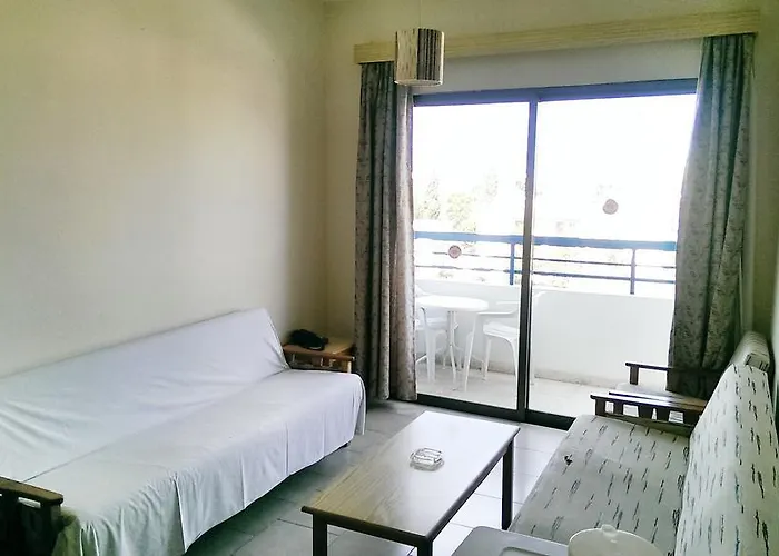 Hotel de apartamente Maouris Protaras